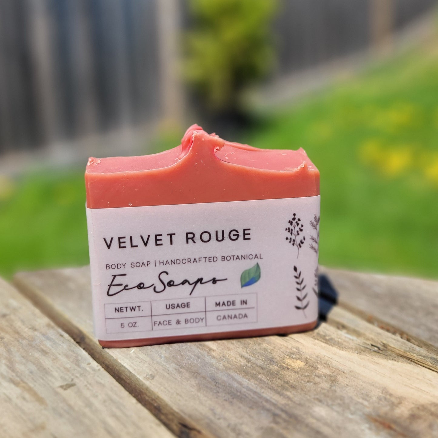 VELVET ROUGE